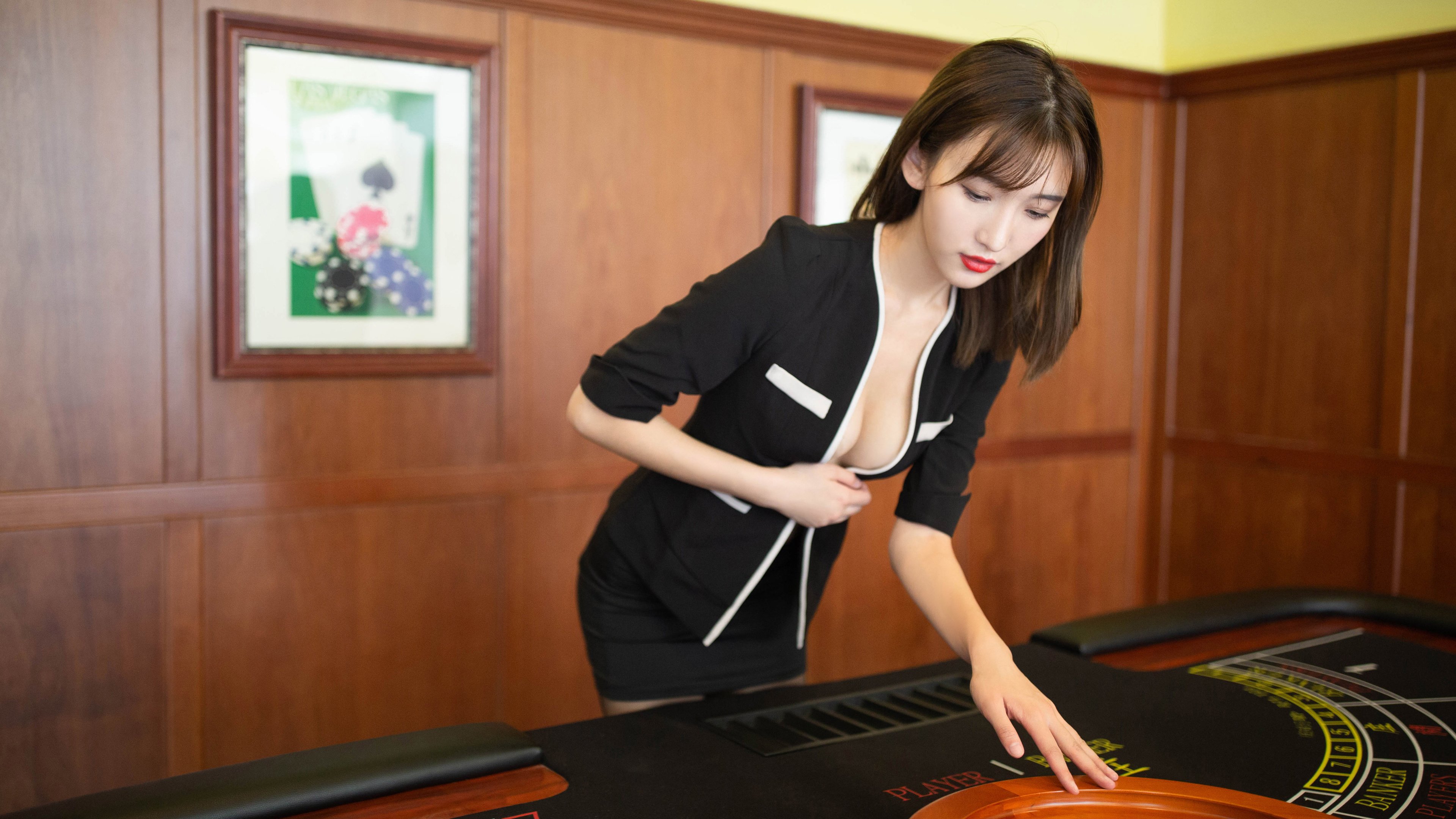 中国篮球注重伤病预防率先引入智能训练设备，中国篮球训练现状