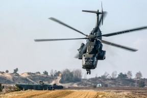 开云娱乐官网-五大联赛是否鼓励后场三角站位增加持球选择，五大联赛是否鼓励后场三角站位增加持球选择球员